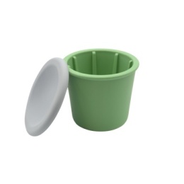 Kubek spowalniający z przykrywką zabezpieczającą jedzenie – Ø9 cm x 8 cm